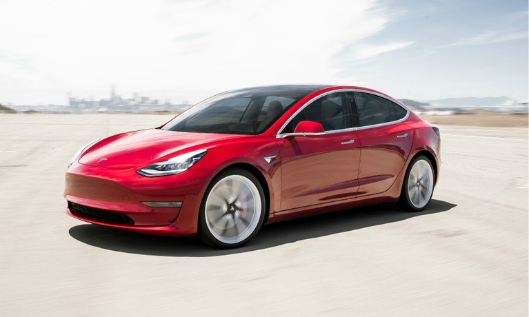 Budget Diese Fegen Auto Tesla Model 3 Metzger Verpflichten Unsinn